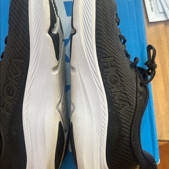 Hoka Men's Solimar Black and White Athletic Shoes, 12d ,replacement box - Picture 8 of 11